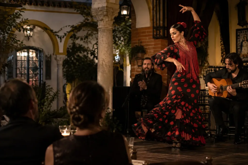 Noche en Blanco Sevilla 2026: programa, horarios y dónde ver flamenco